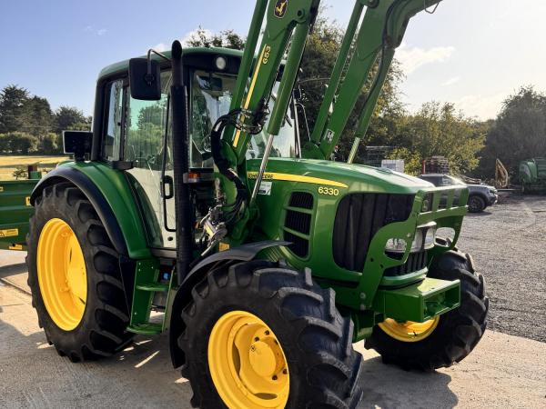 John Deere 6330 C/W JD653 Loader